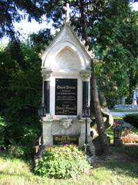 作曲家の墓